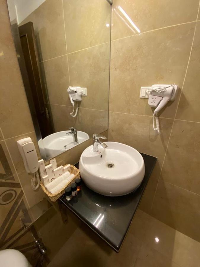 Grand Mongolia Hotel Равалпинди Экстерьер фото