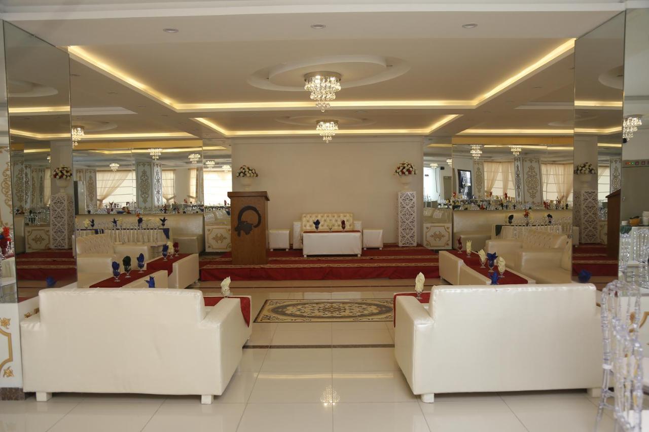 Grand Mongolia Hotel Равалпинди Экстерьер фото